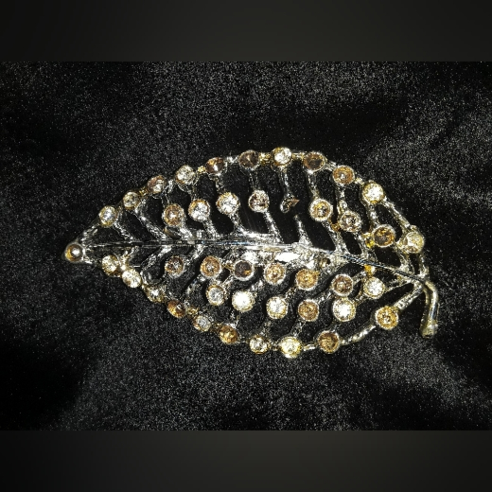Antique pin